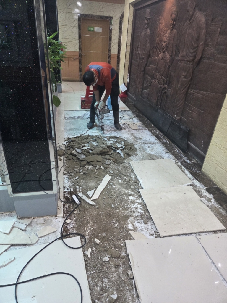  안전한 생활을 위한 바닥타일공사