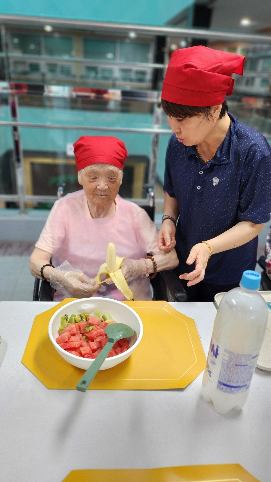 어르신들과 함께하는 프로그램(음식만들기)